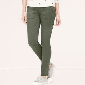 LOFT Marisa Green Cargo Cropped Pants size 4